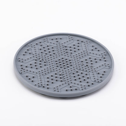Calming Dog Lick Mat Slow Feeder – Anxiety Relief, BPA-Free Silicone, Strong Suction (for Dogs & Cats)