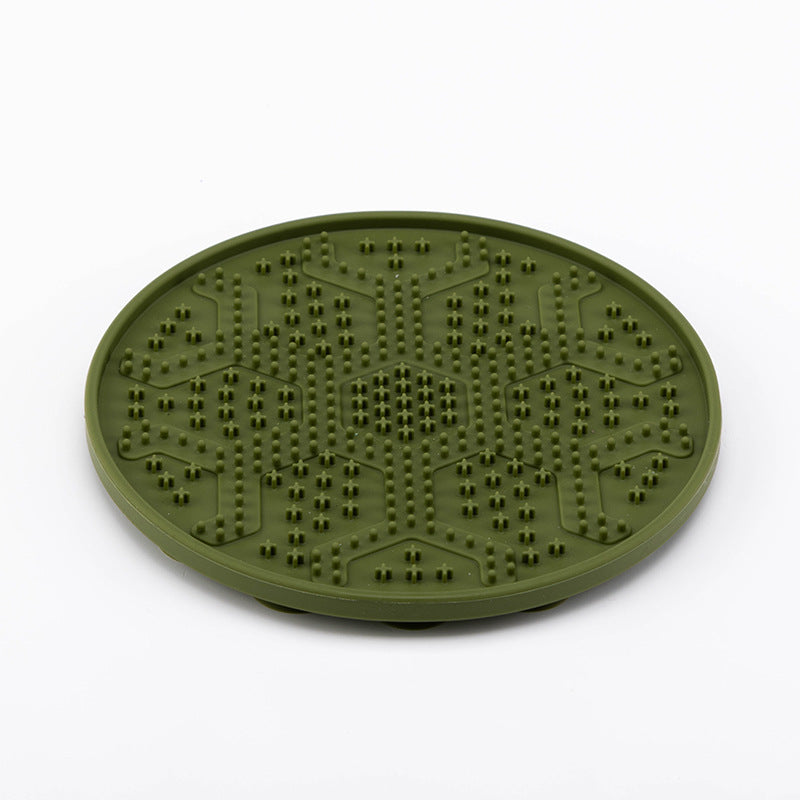 Calming Dog Lick Mat Slow Feeder – Anxiety Relief, BPA-Free Silicone, Strong Suction (for Dogs & Cats)
